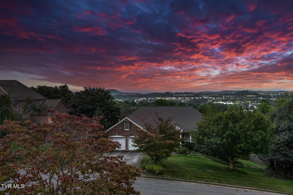Photo #9: 2304 Granite Drive