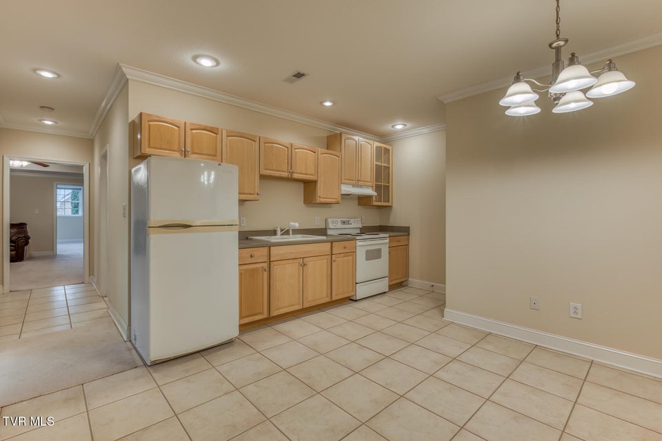 Photo #47: 2304 Granite Drive