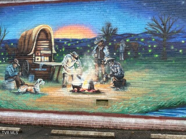 Photo #9: 603 Front Street