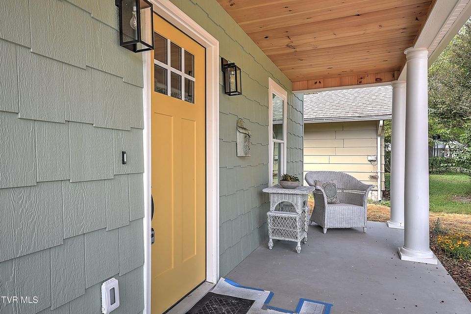 Photo #3: 2217 Ashwood Avenue