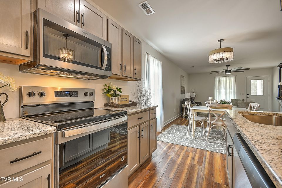 Photo #11: 2217 Ashwood Avenue