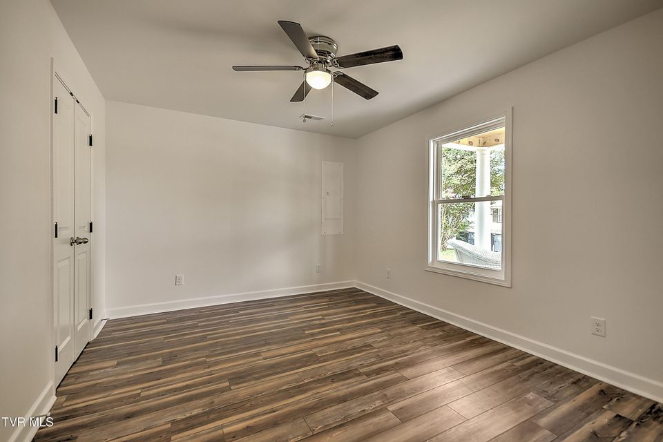 Photo #13: 2217 Ashwood Avenue