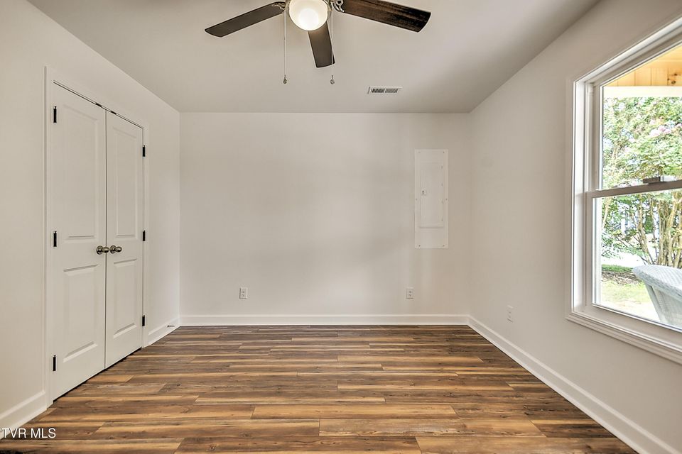 Photo #14: 2217 Ashwood Avenue