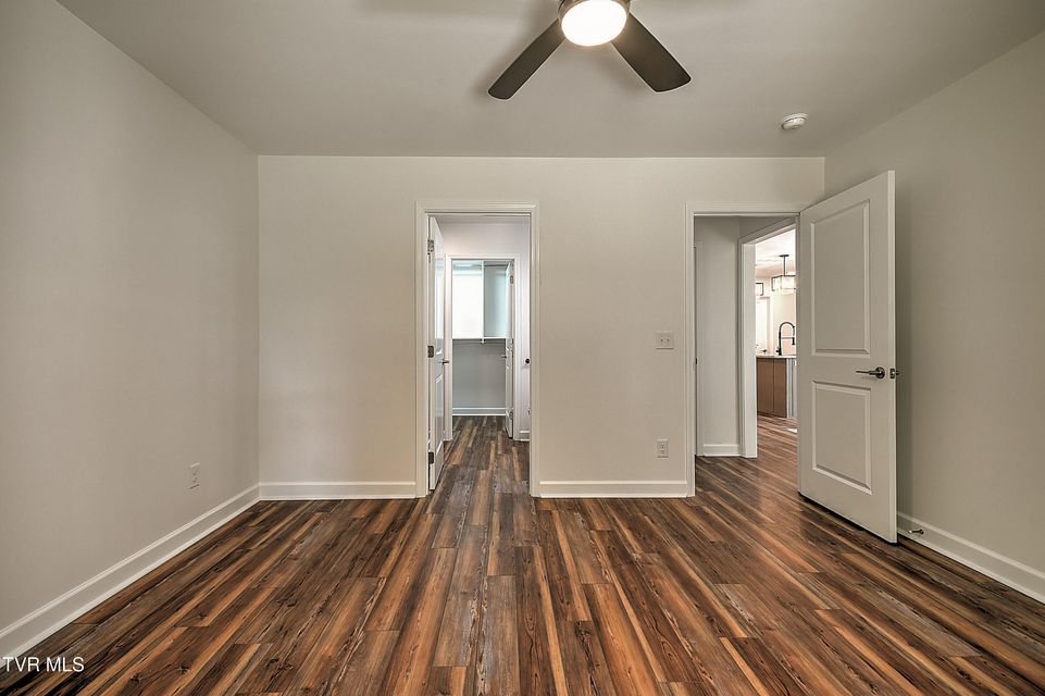 Photo #27: 2217 Ashwood Avenue