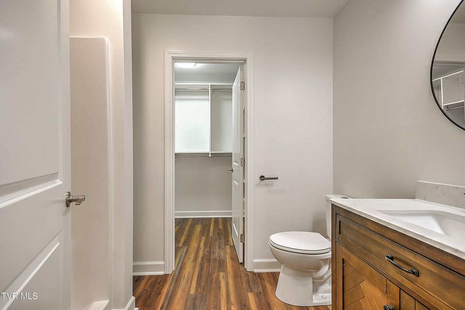 Photo #29: 2217 Ashwood Avenue