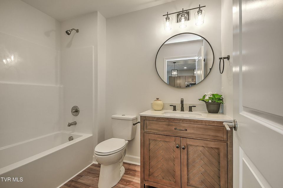 Photo #33: 2217 Ashwood Avenue