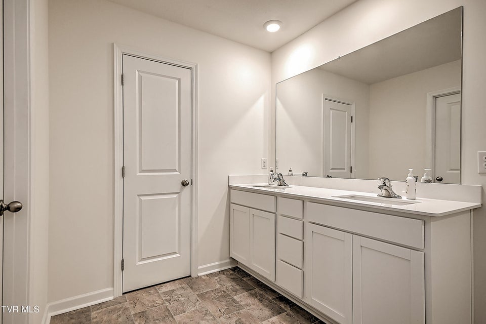 Photo #32: 1228 Cherry Grove