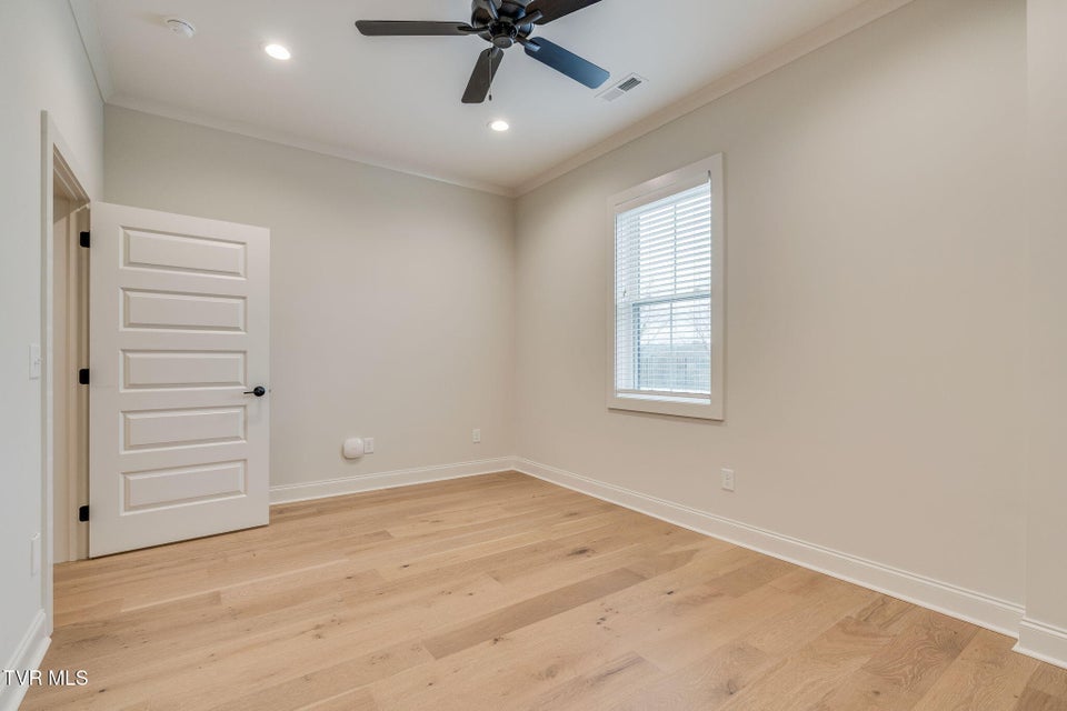 Photo #78: 141 Laurel Ridge Drive