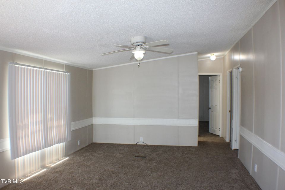 Photo #17: 2133 Stadium Drive