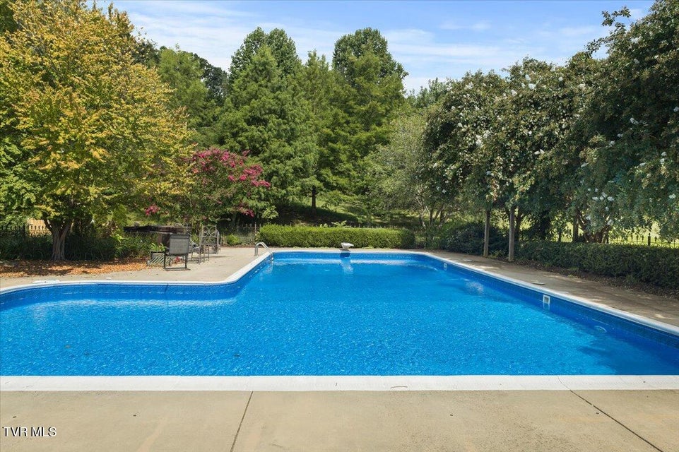 Photo #6: 2734 Cherokee Road