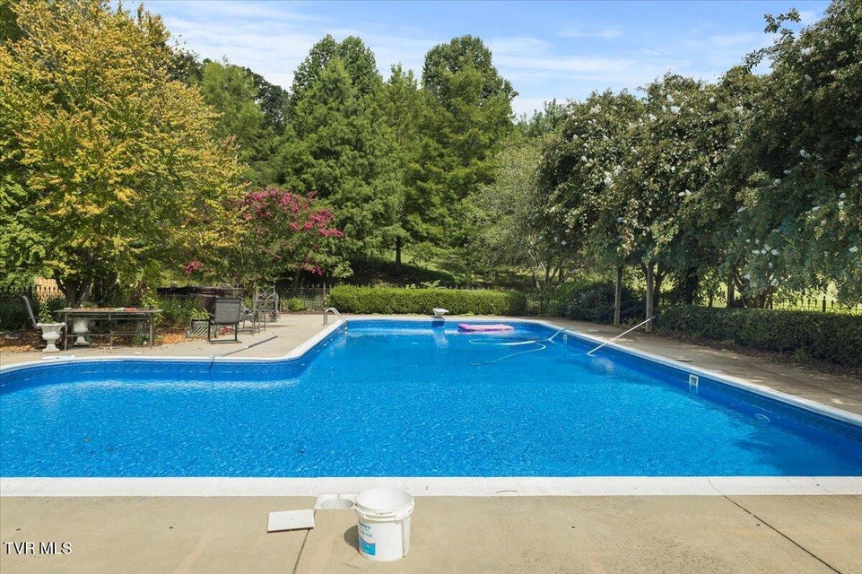 Photo #7: 2734 Cherokee Road