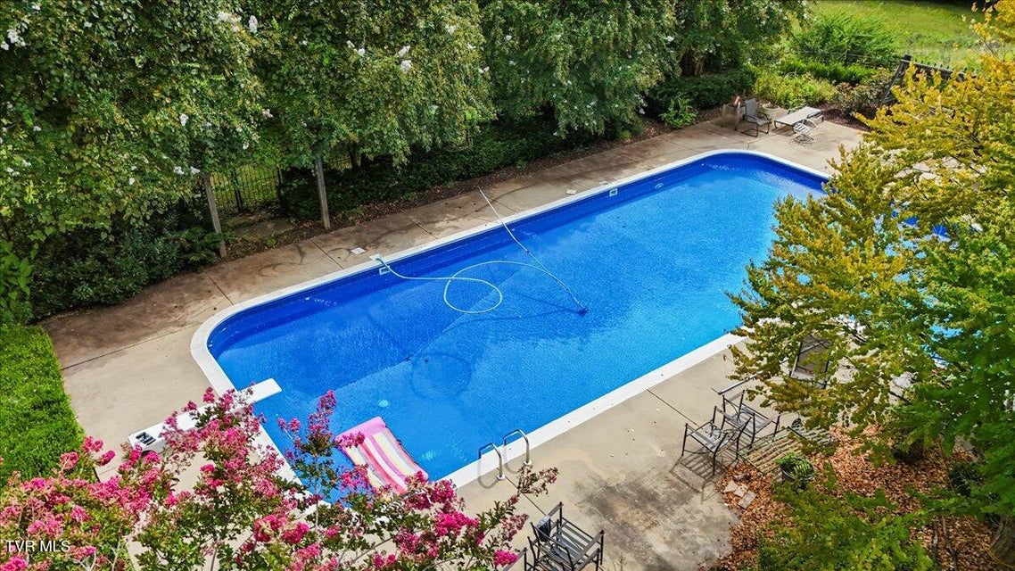 Photo #12: 2734 Cherokee Road