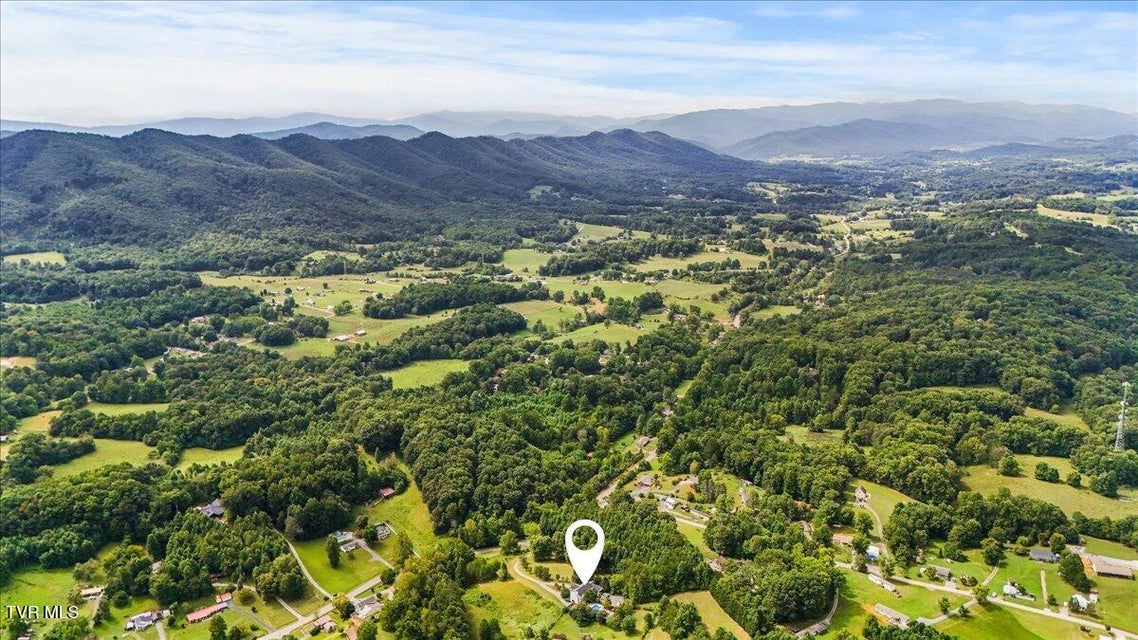Photo #25: 2734 Cherokee Road