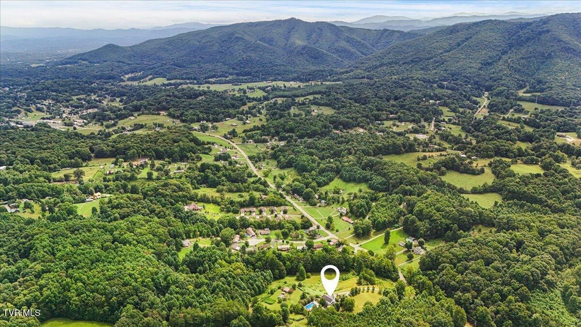 Photo #26: 2734 Cherokee Road