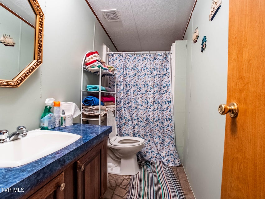 Photo #11: 115 Hammond Road