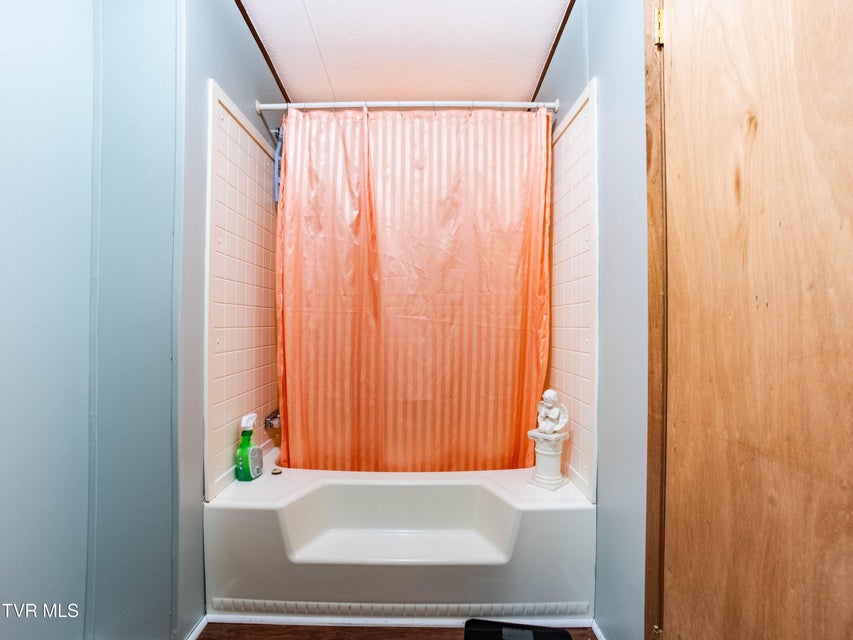 Photo #16: 115 Hammond Road