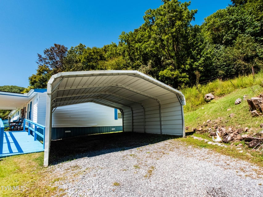 Photo #20: 115 Hammond Road