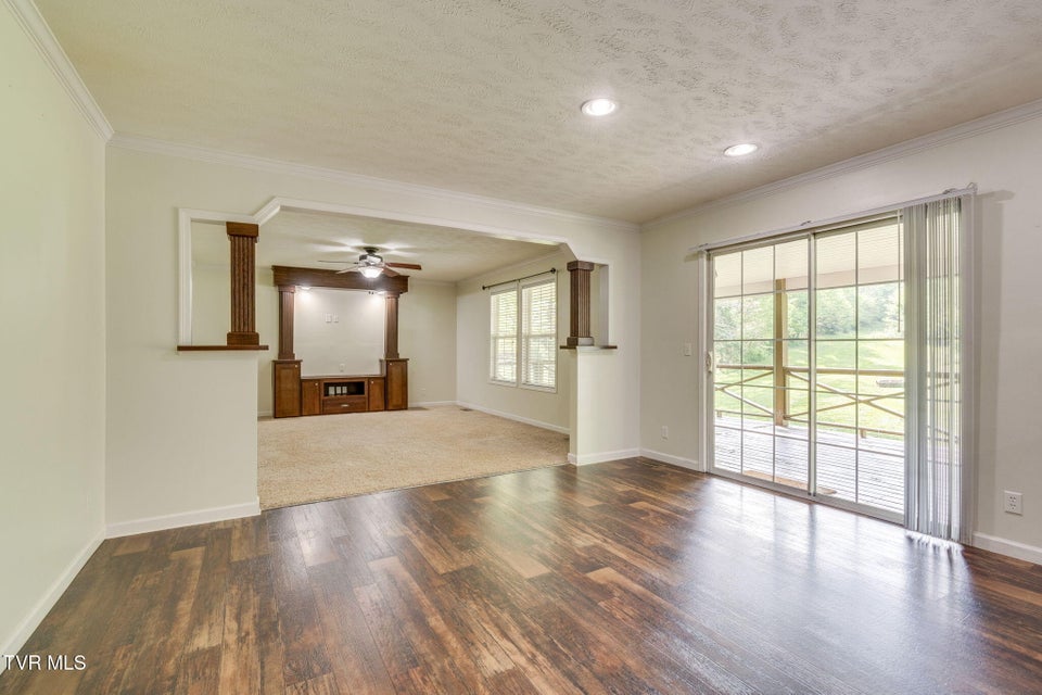 Photo #14: 474 Thornburg Road