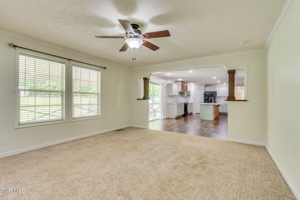 Photo #18: 474 Thornburg Road