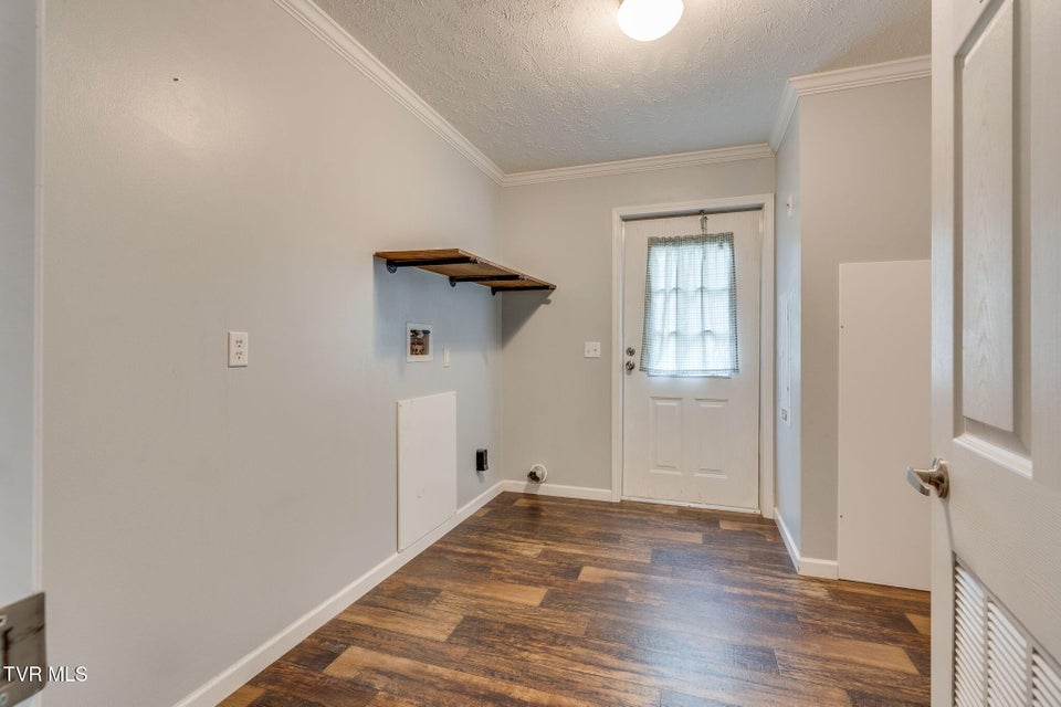 Photo #30: 474 Thornburg Road