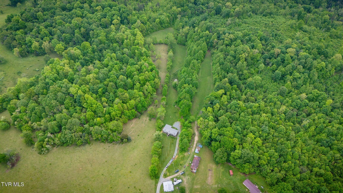 Photo #40: 474 Thornburg Road