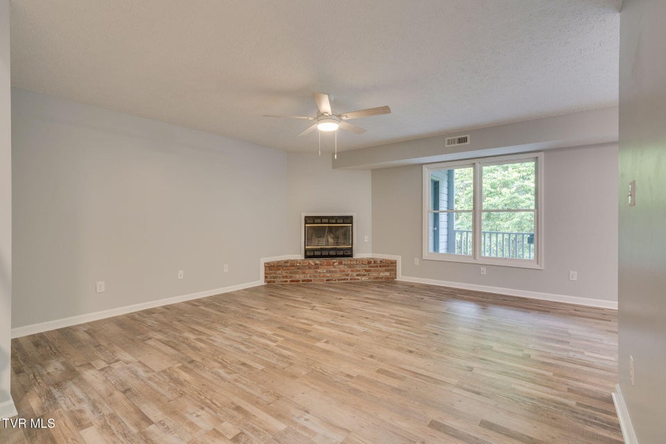 Photo #6: 6 Windridge Court