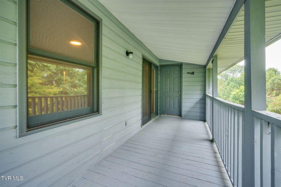 Photo #26: 6 Windridge Court