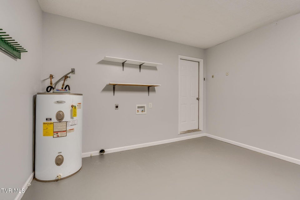 Photo #28: 6 Windridge Court