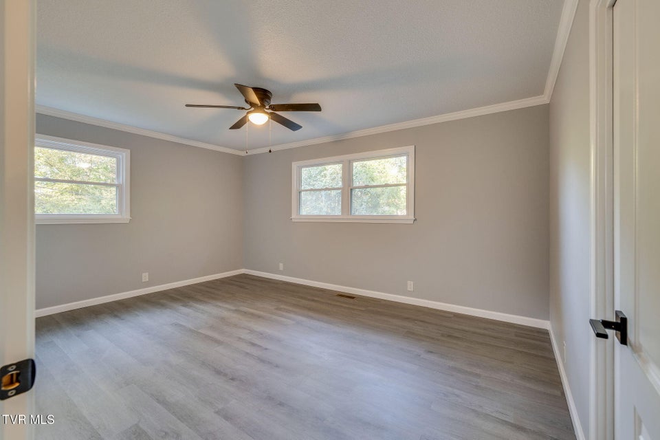 Photo #20: 124 Vip Road