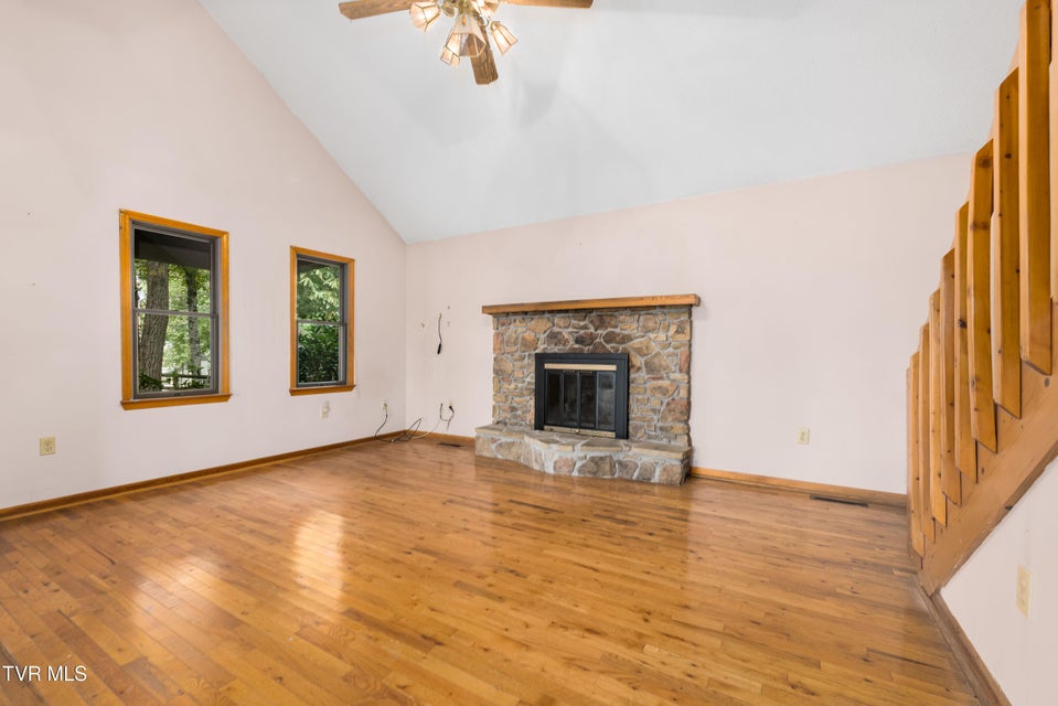 Photo #11: 5084 Lake Forest Drive