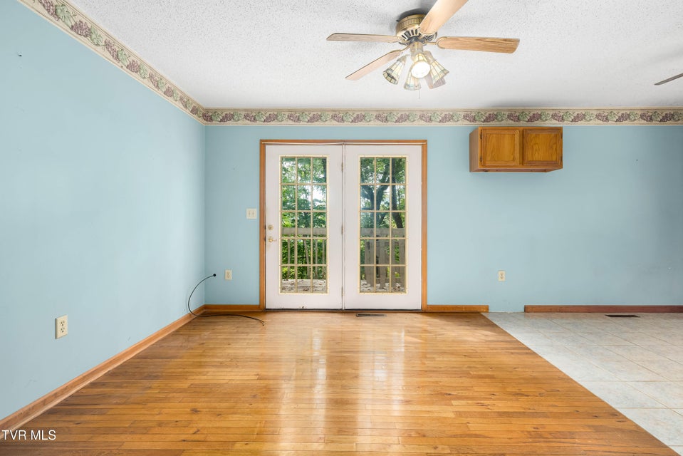Photo #15: 5084 Lake Forest Drive