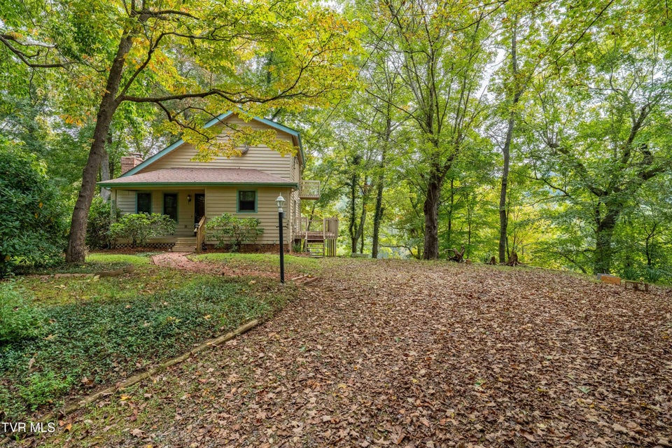 Photo #2: 5084 Lake Forest Drive