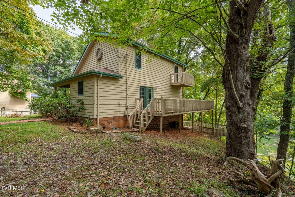 Photo #43: 5084 Lake Forest Drive