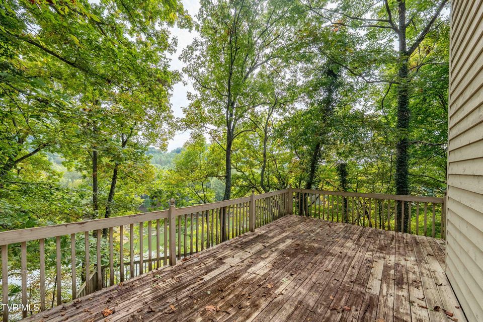 Photo #46: 5084 Lake Forest Drive