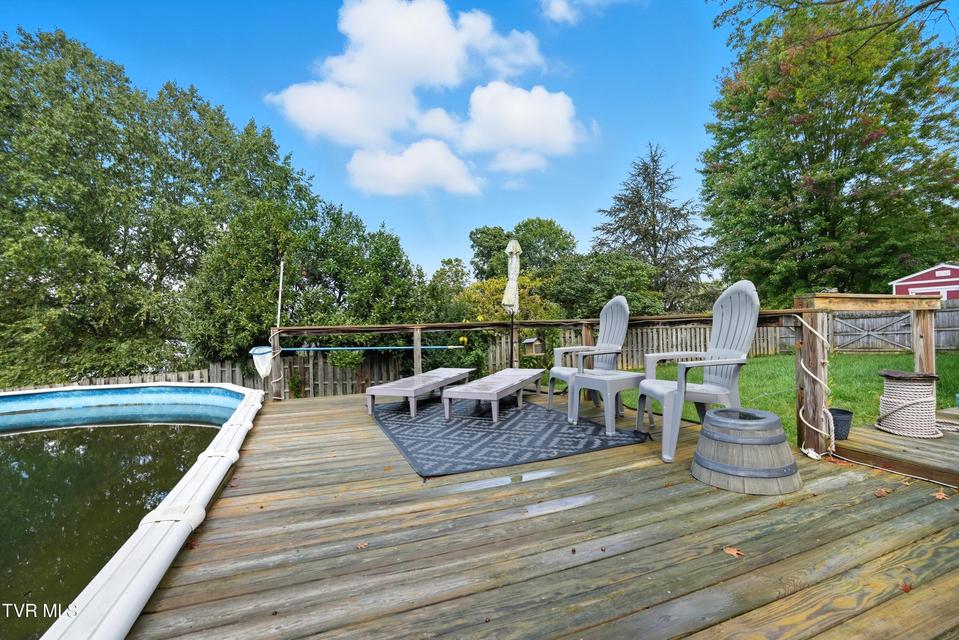 Photo #36: 405 Oakmont Drive