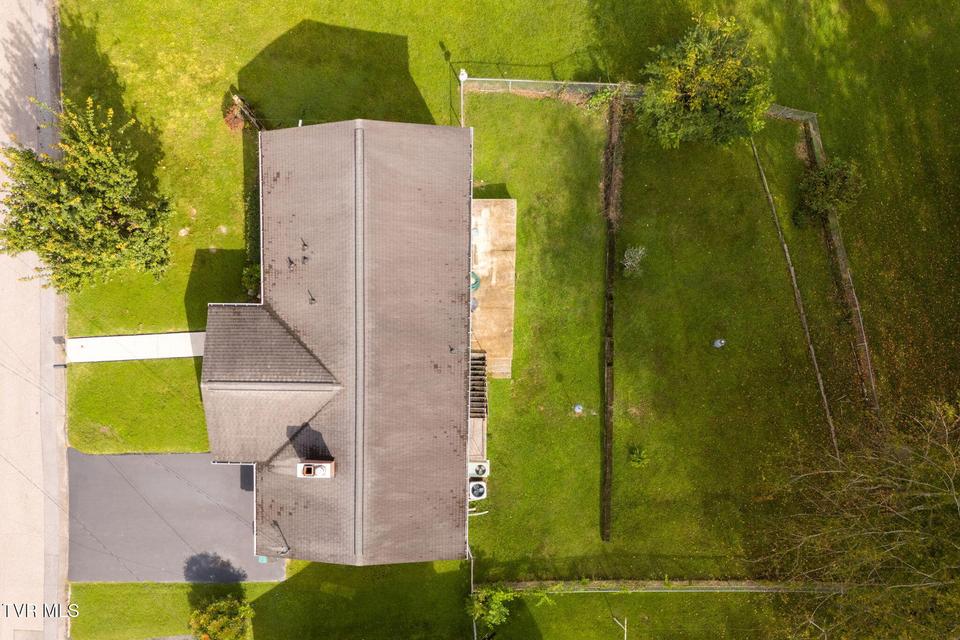 Photo #38: 135 Montrose Drive