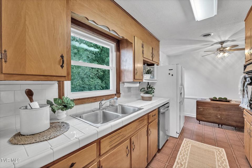 Photo #11: 135 Montrose Drive