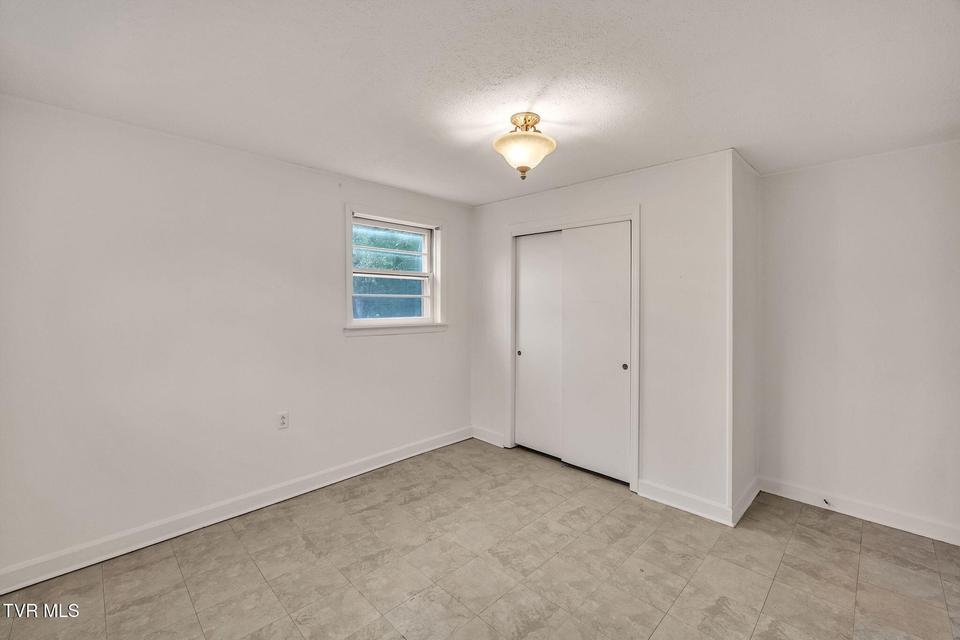 Photo #33: 135 Montrose Drive