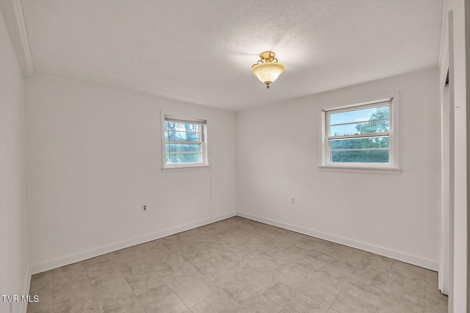 Photo #32: 135 Montrose Drive