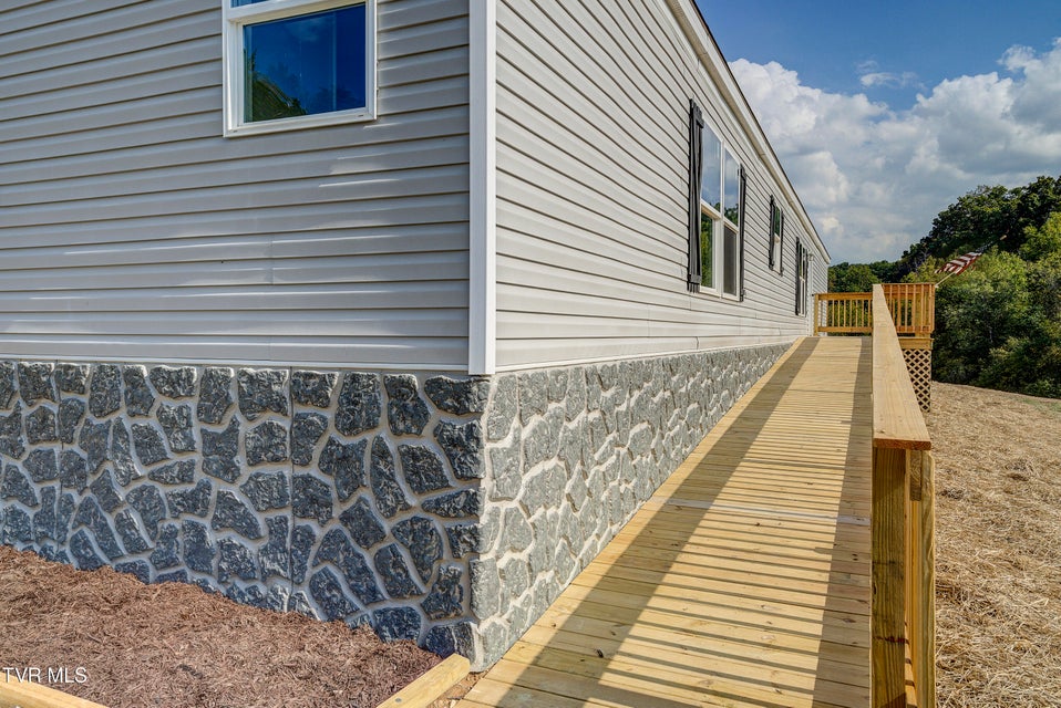 Photo #36: 1295 Hwy 19e 