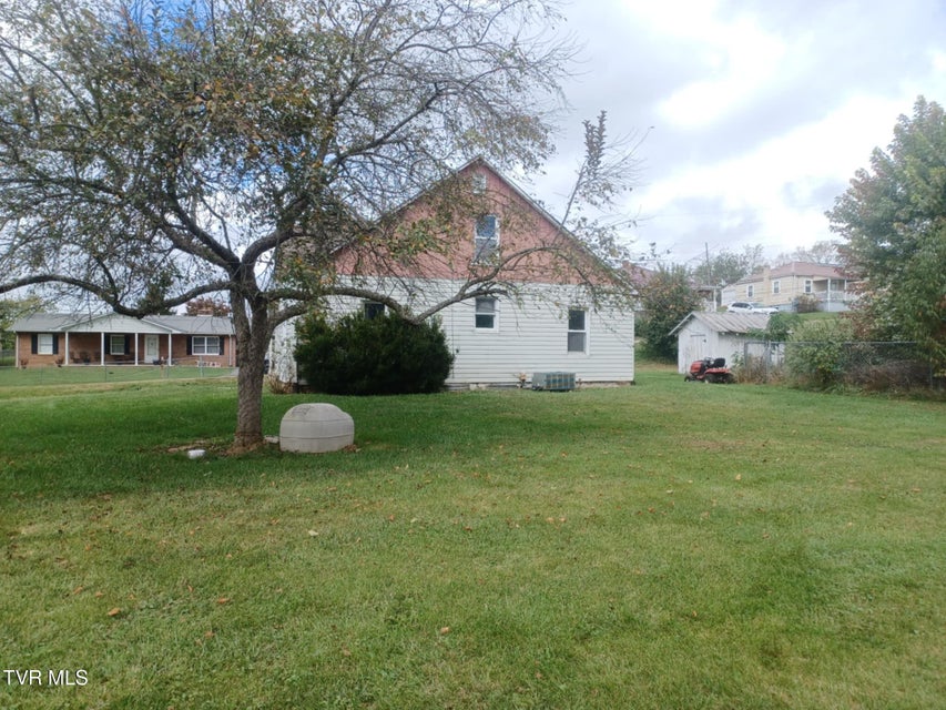 Photo #30: 201 Sweet Brier Street