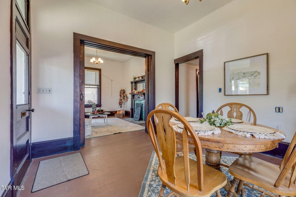 Photo #7: 216 Taylor Street