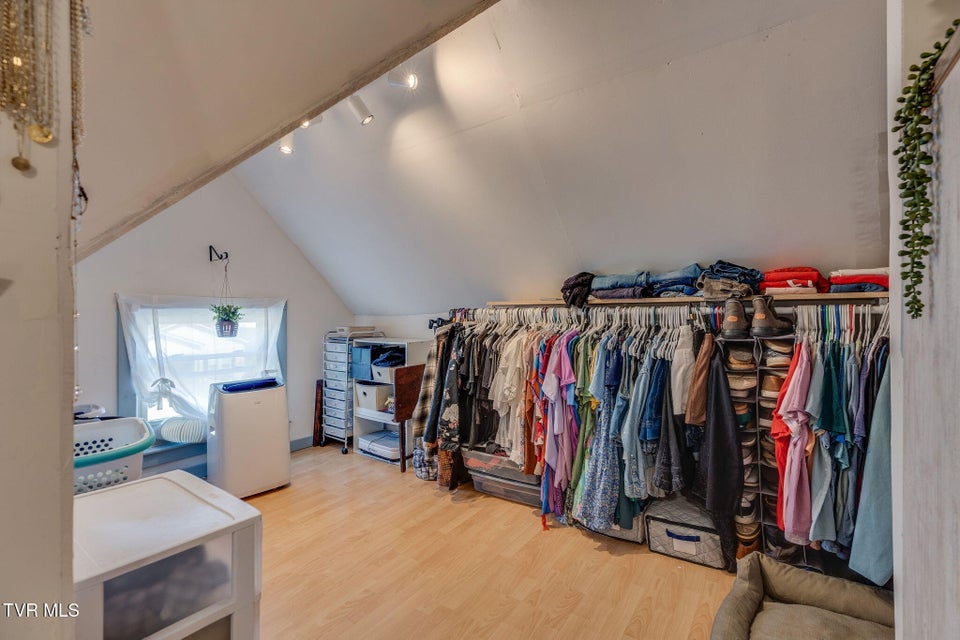 Photo #34: 216 Taylor Street
