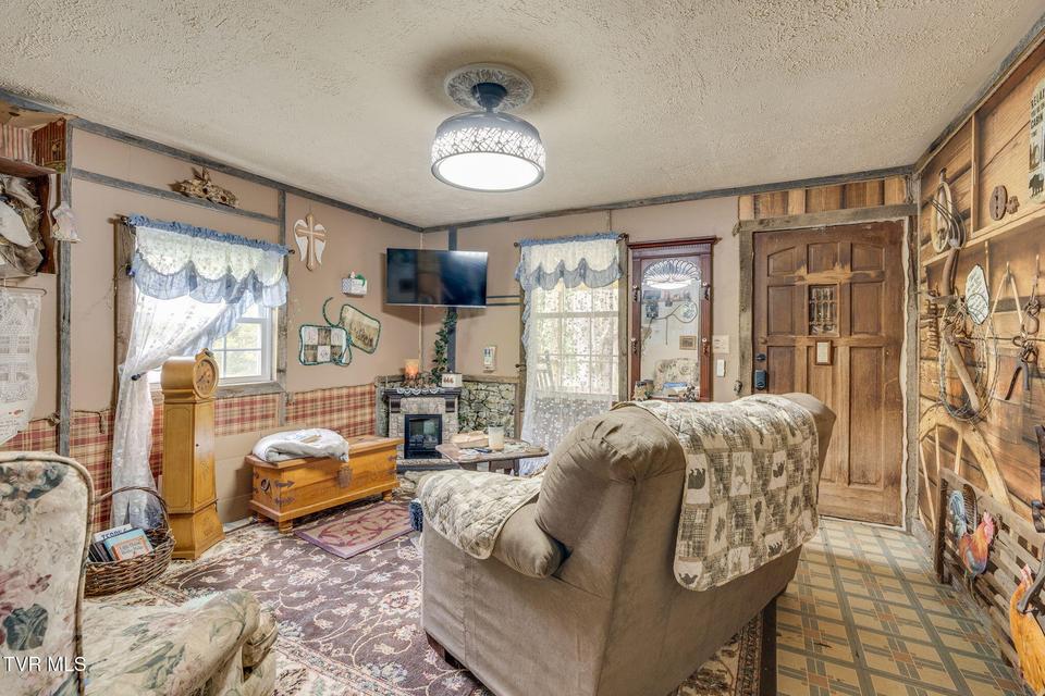 Photo #6: 205 Helton Hollow Road