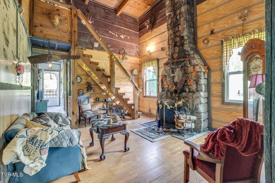 Photo #8: 205 Helton Hollow Road