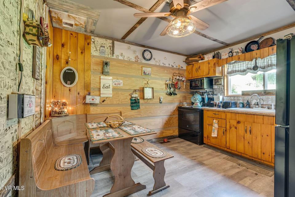 Photo #13: 205 Helton Hollow Road