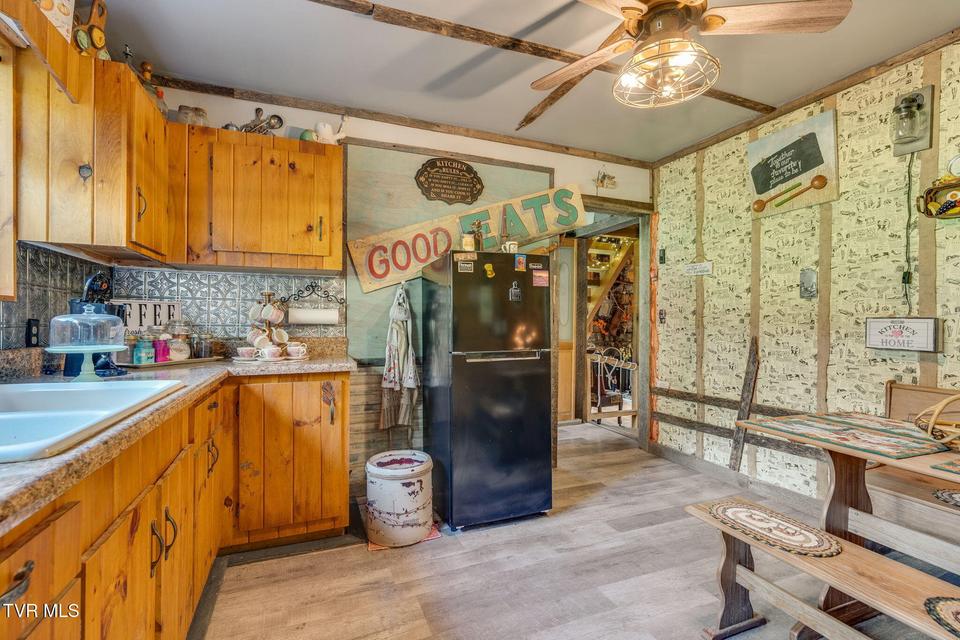 Photo #16: 205 Helton Hollow Road