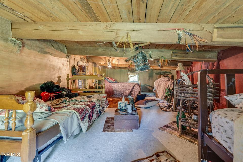 Photo #28: 205 Helton Hollow Road