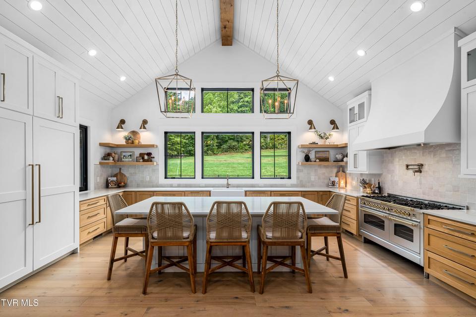 Photo #37: 2333 Rock Springs Road