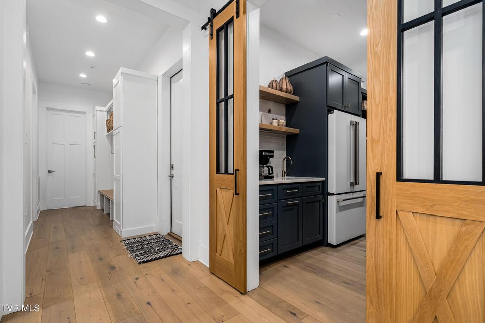 Photo #50: 2333 Rock Springs Road